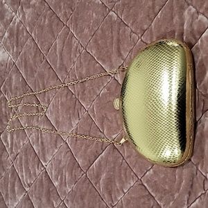 Gold Chainlink Clutch Purse